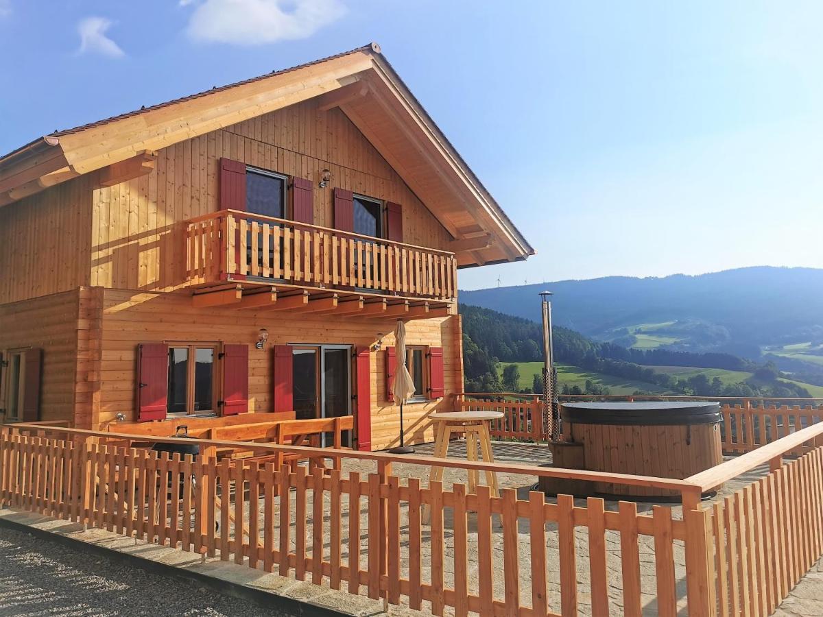 Bergchalet Am Waldrand - Pool, Sauna & Kamin Pollauberg Exterior photo